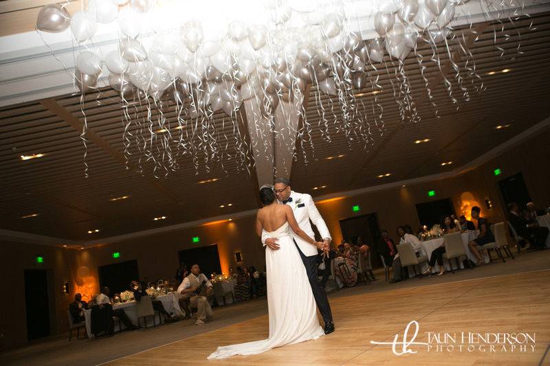 Romantic first dance as husband and wife. Reception at the edition hotel