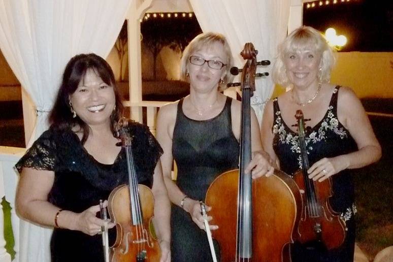 The Las Vegas String Trio featuring Tatiana, Iolani and Elana