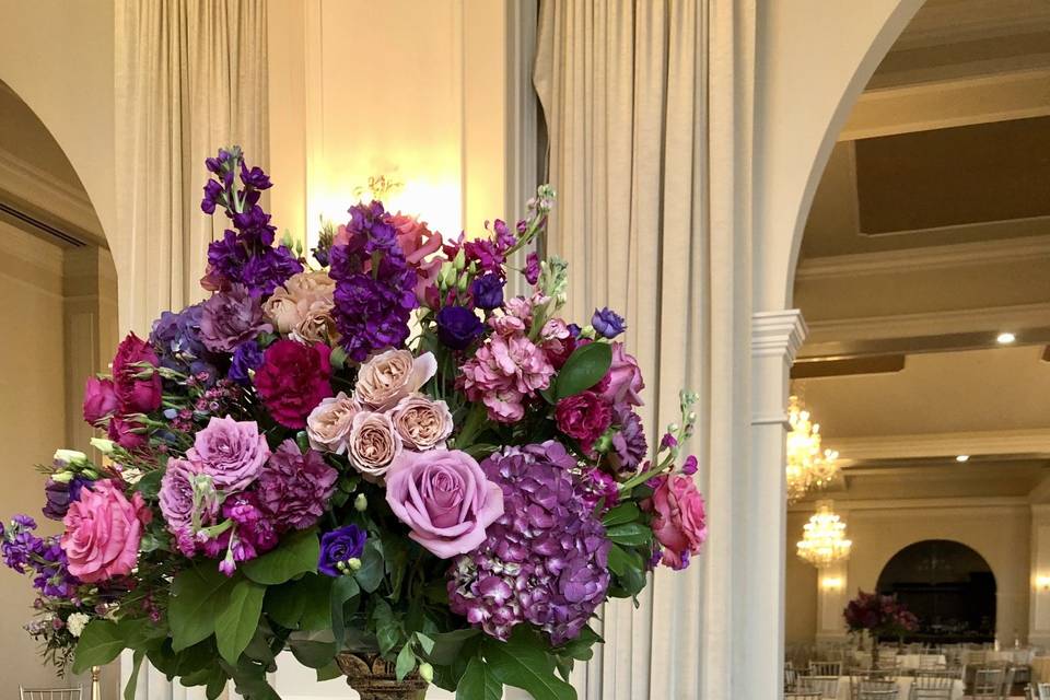 Centerpiece and Bridal Bouquet