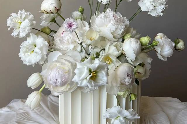 Zarina Flowers & Decor