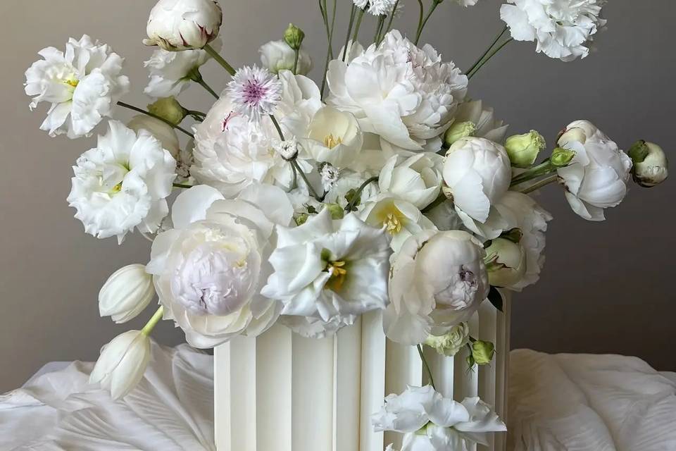 Zarina Flowers & Decor