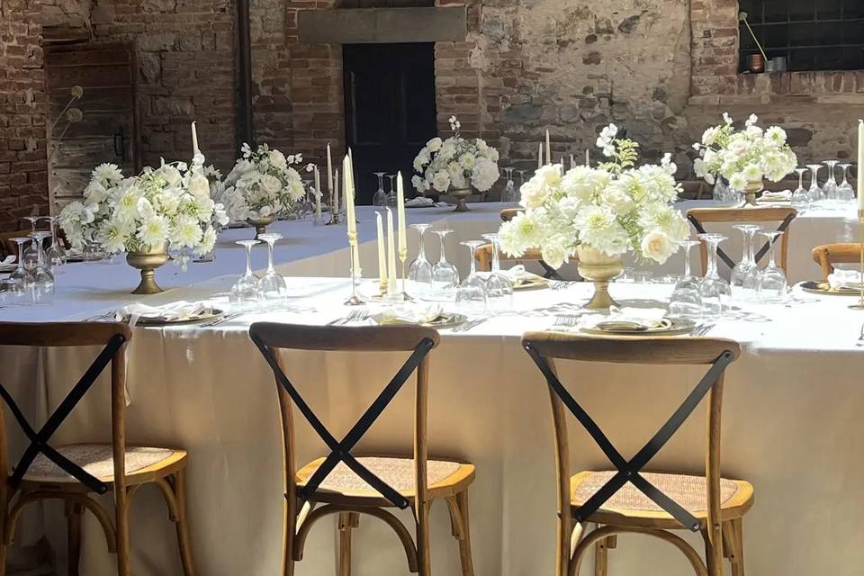 Zarina Flowers & Decor