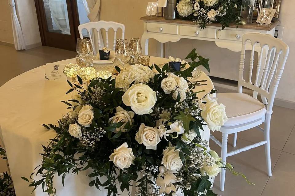 Zarina Flowers & Decor