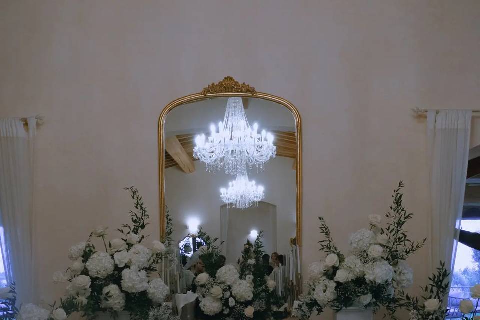 Zarina Flowers & Decor