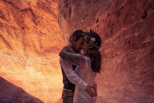 Slot canyon elopement