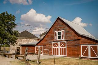 Rustic Grace Estate - Barn & Farm Weddings - Van Alstyne, Tx - Weddingwire