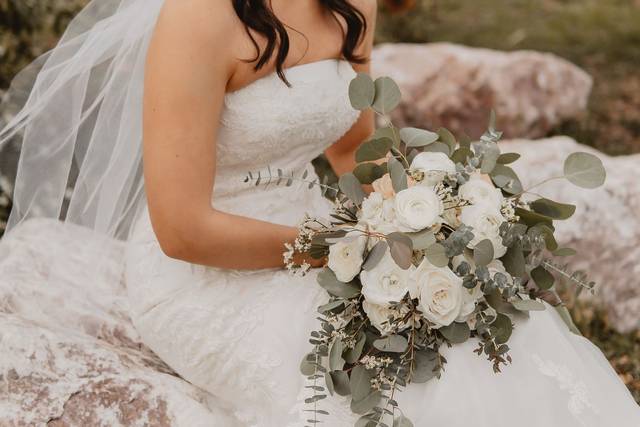 Hair and makeup by Quesia