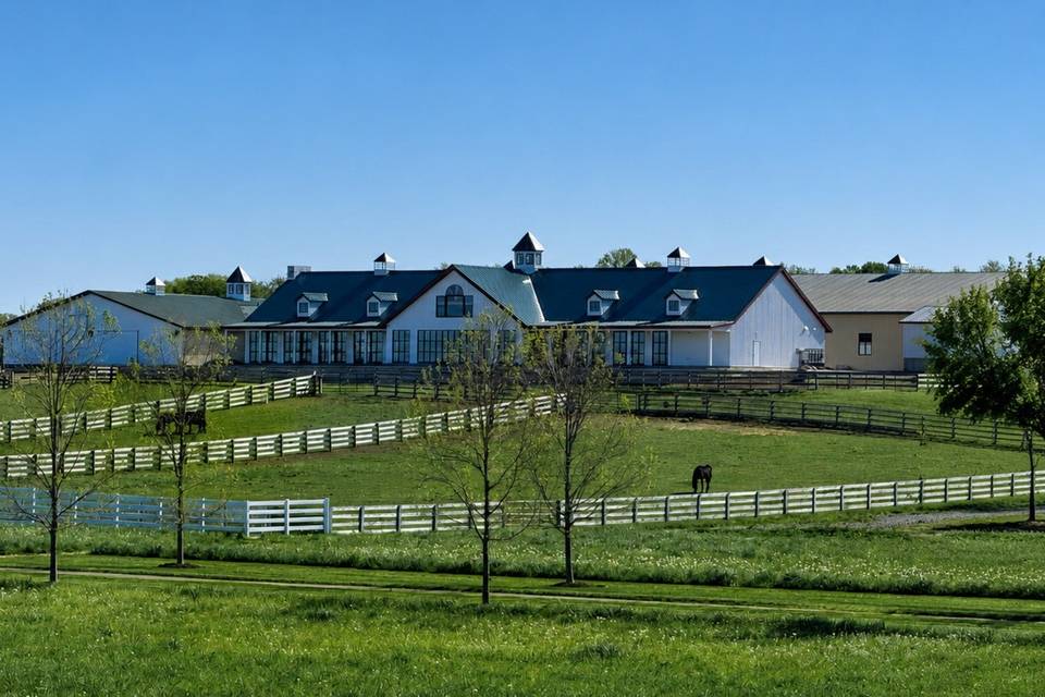 Idyllic countryside farm scene.jpg