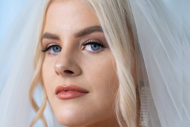 Rosy Soft Glam / Dewy Skin