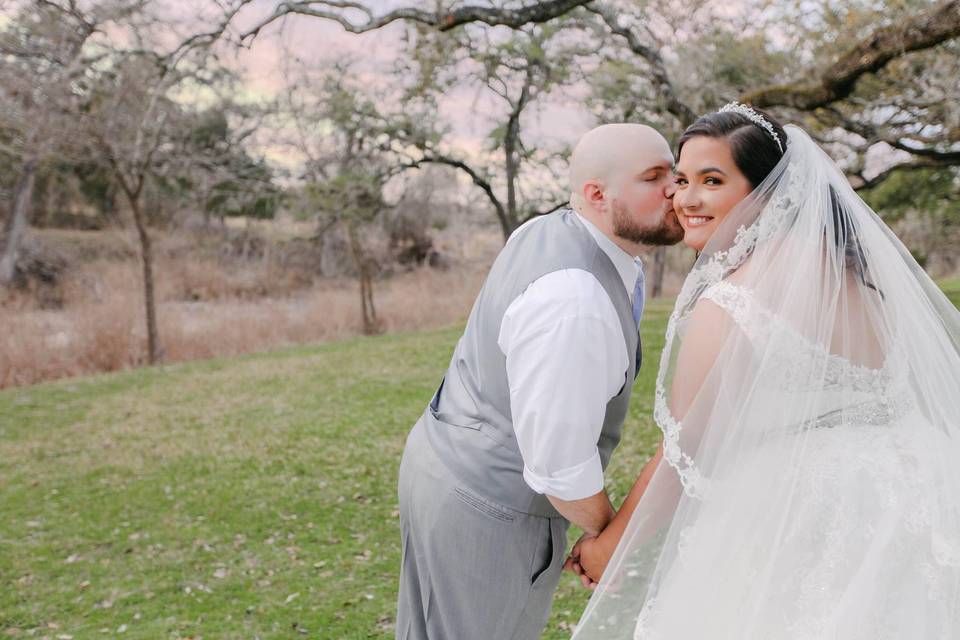 Texs Rock n Rose Wedding Photography at Sisterdale Dancehall Sisterdale Texas