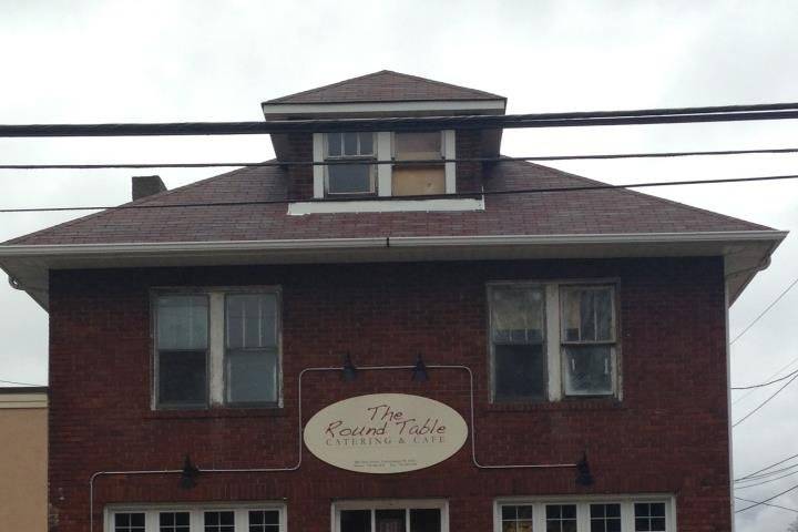 The Round Table Catering and Cafe