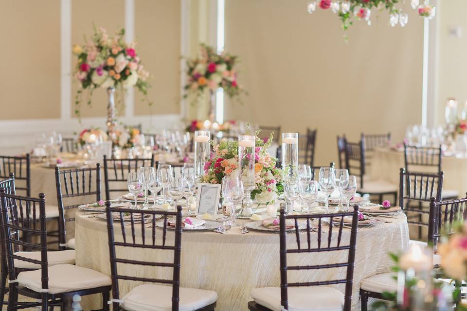 Pink Pelican Weddings - Floral and Event Design