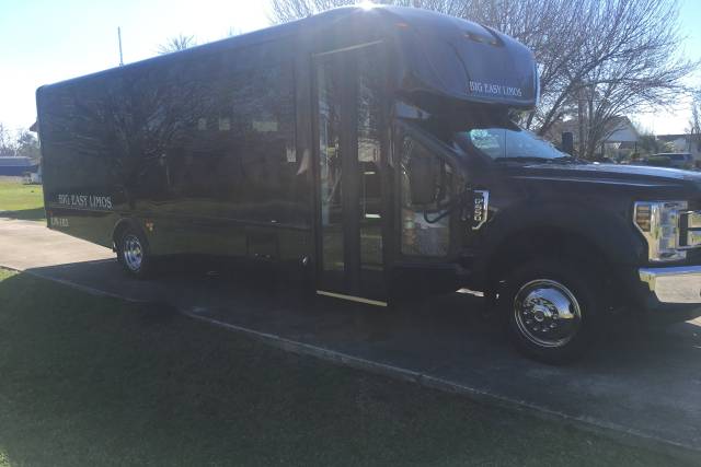 Luxury Limo Bus