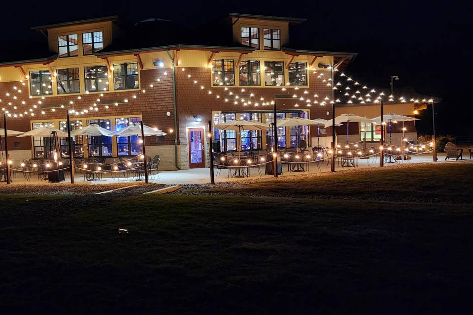 Sunapee Lodge patio