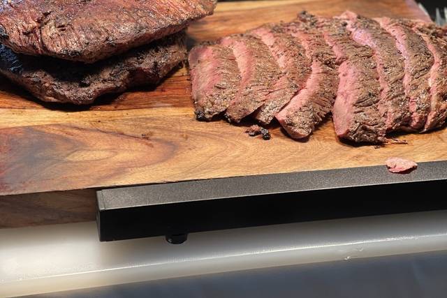 Meat carving