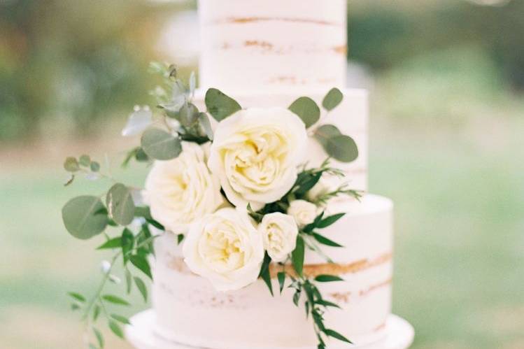 Wedding Cake Rustic Romantic