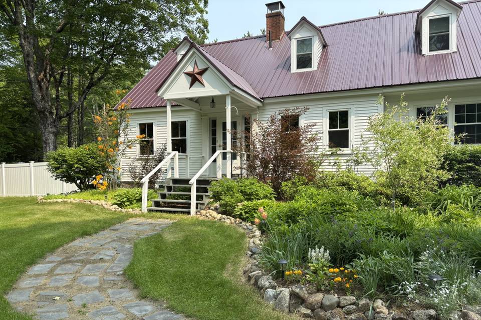 Front Porch & Parking