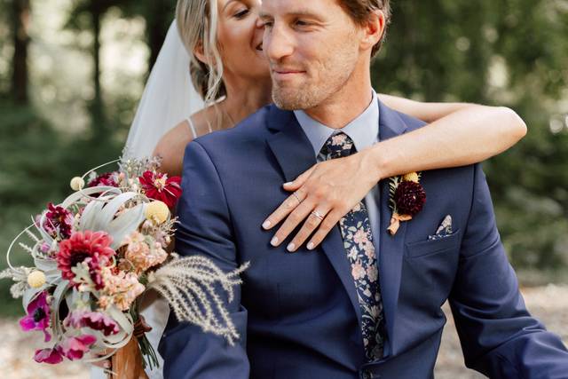 Couple-WIldflower Bouquet