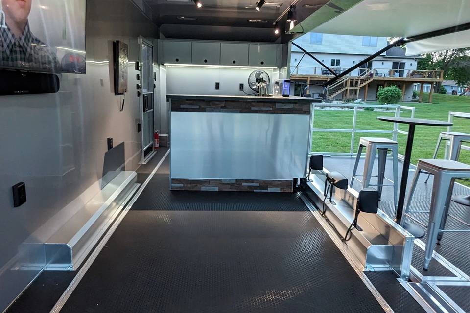 Second Serving Line