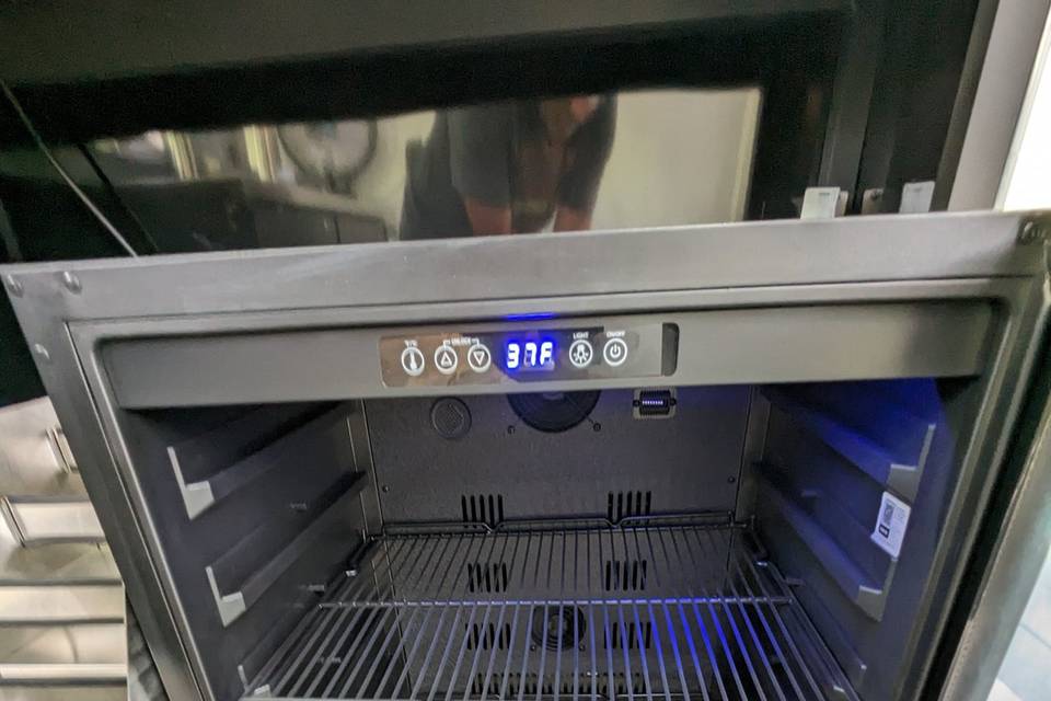 84 Can Beverage Fridge