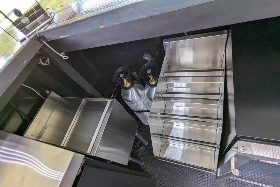 Ice Bin and Liquor Rack