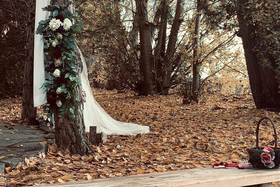 Fall wedding in the leaves