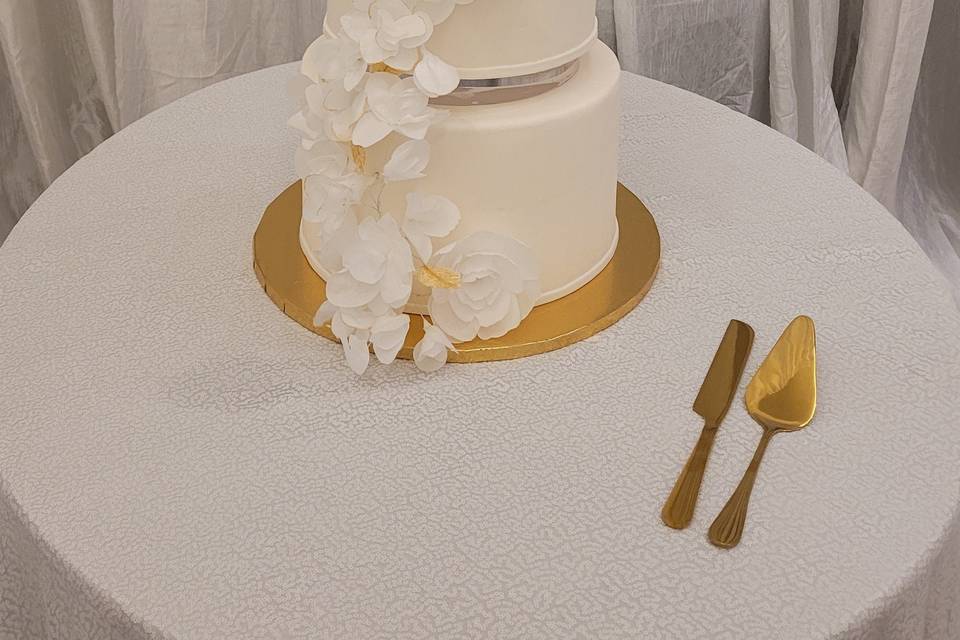 Wafer paper flowers