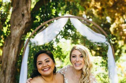 Bride and her maid of honor