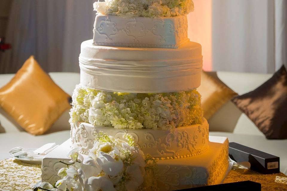 Tall wedding cake