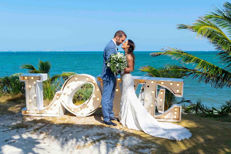 best cancun destination wedding resorts