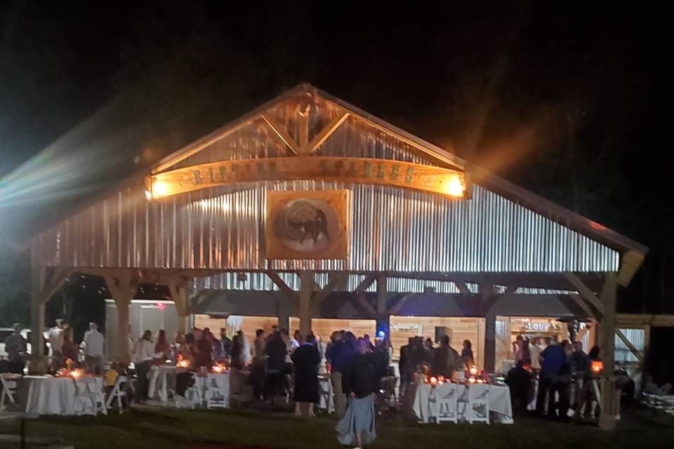 Covered reception space