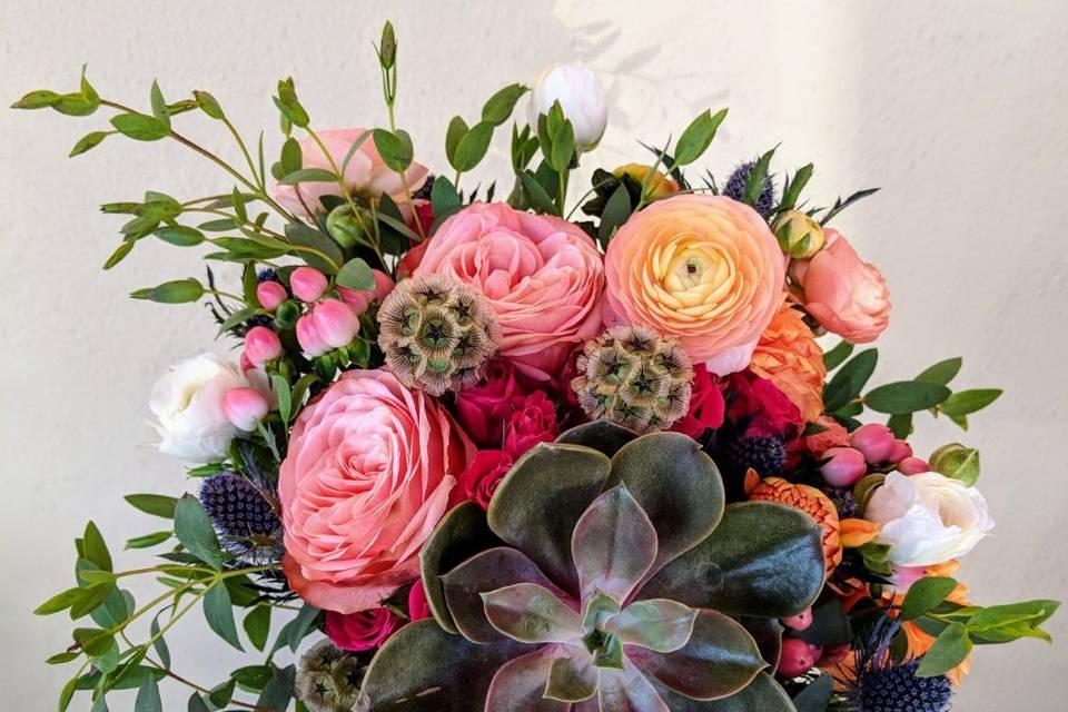 Colorfull succulant bridal