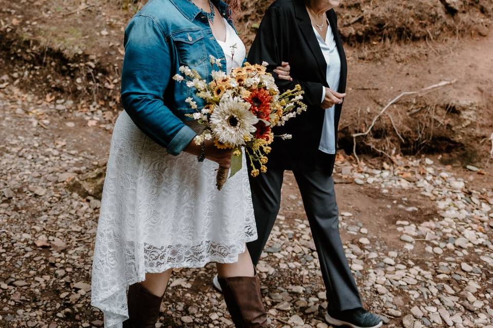 The bride and her mom