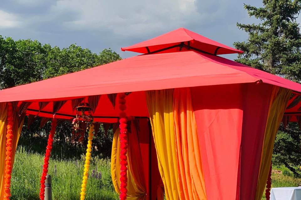Raj tent  with drapes