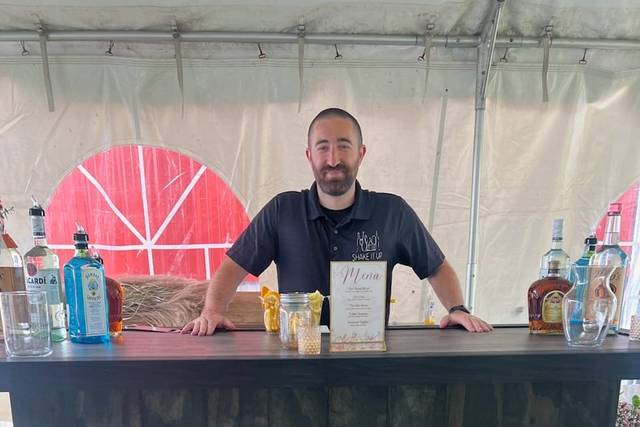 We deliver the bar to you