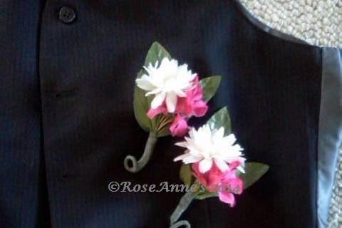 RoseAnne's Silk Floral