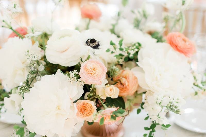 Peach Wedding Centerpieces