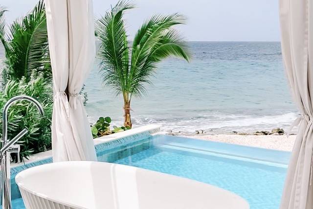 curacao.jpeg