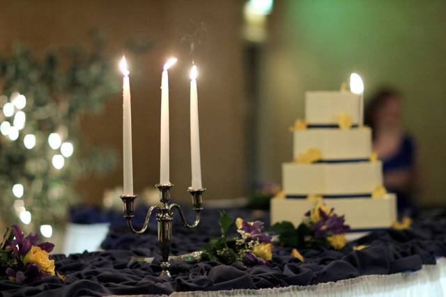 Our hotel wedding planners can work with you on arrangements for cakes, candles, flowers and more!