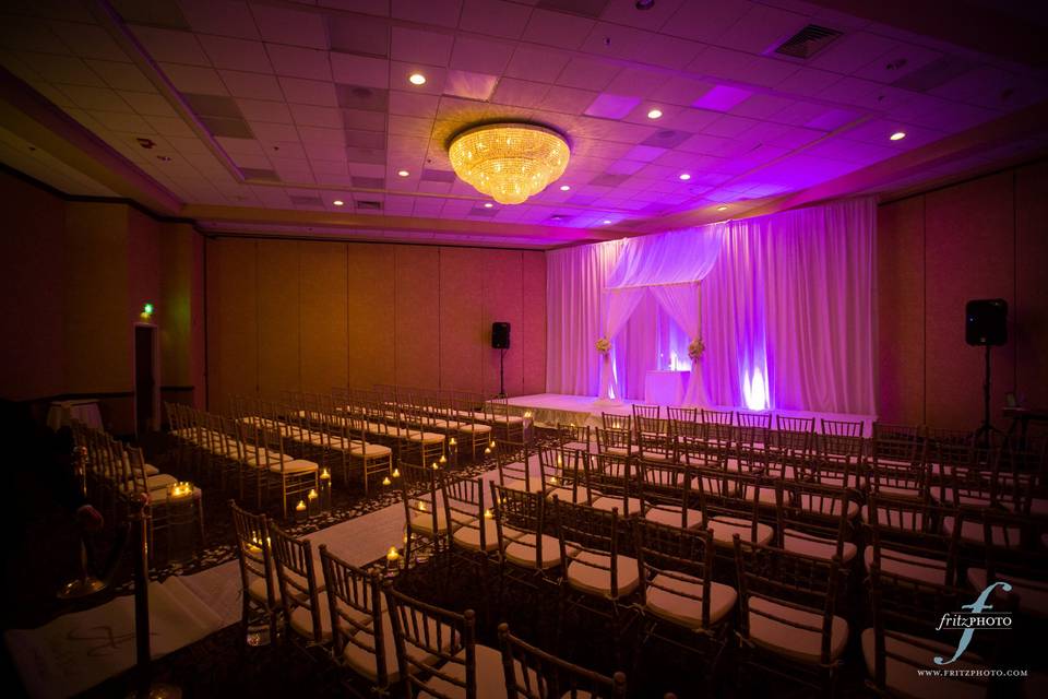 Have a gorgeous wedding ceremony in our large ballroom. Photo courtesy of Fritz Photography.