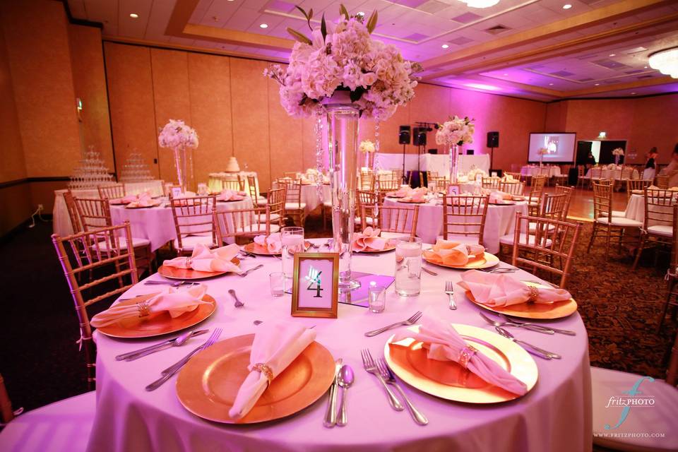 Our wedding planners will work with you to create gorgeous table arrangements. Photo courtesy of Fritz Photography.