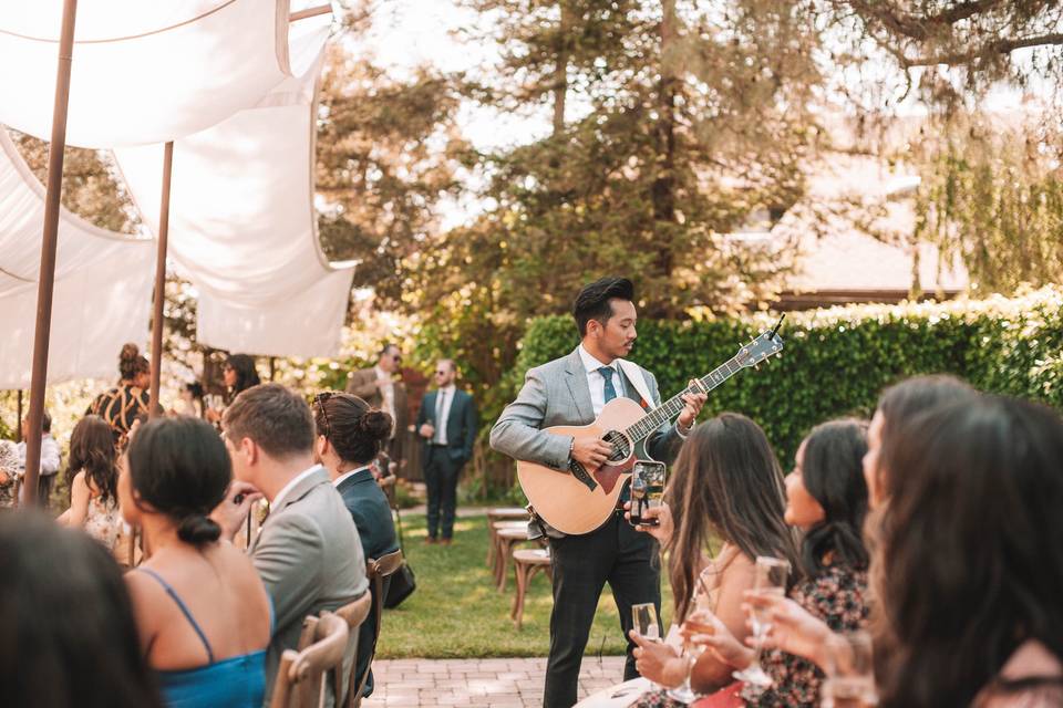 Pre-ceremony serenades