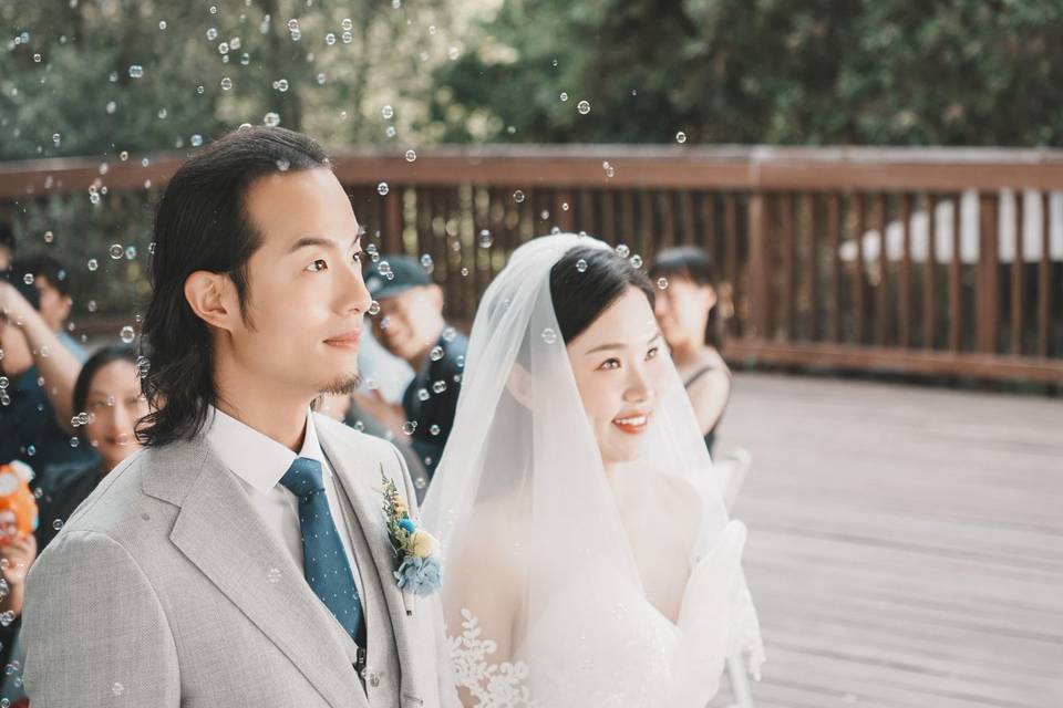 Bridal portrait with timeless