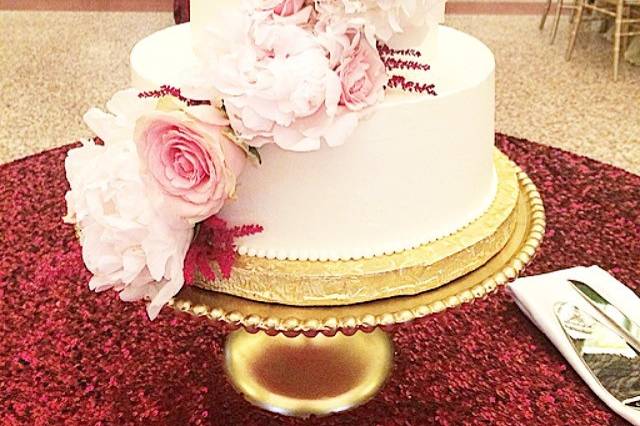 Elegant cake