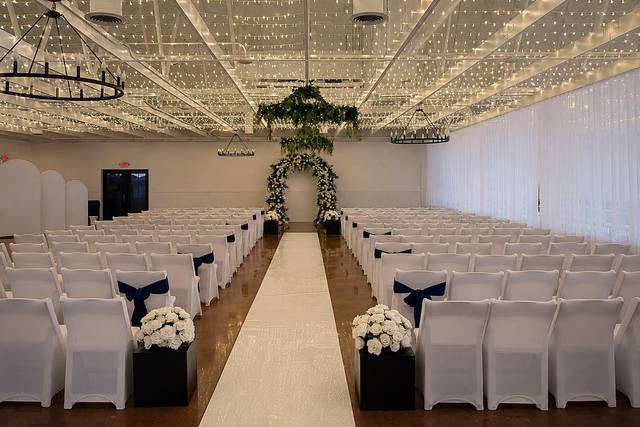 knot-ready-09-ceremony-aisle-twinkle-lights.jpg