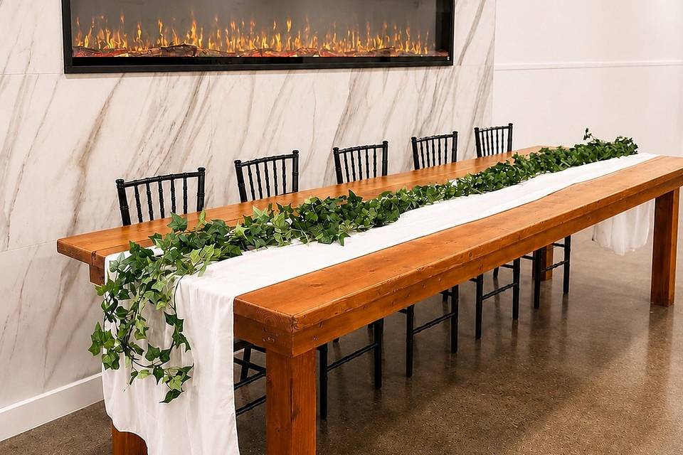 knot-ready-03-fireplace-head-table-angle.jpg