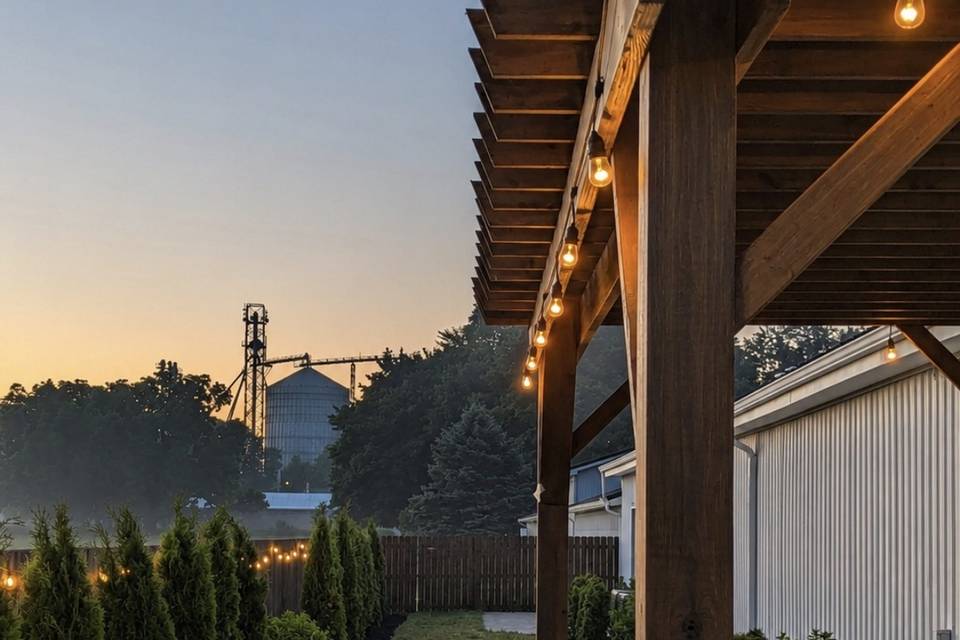 knot-ready-additional-06-sable-suite-patio-angle.jpg