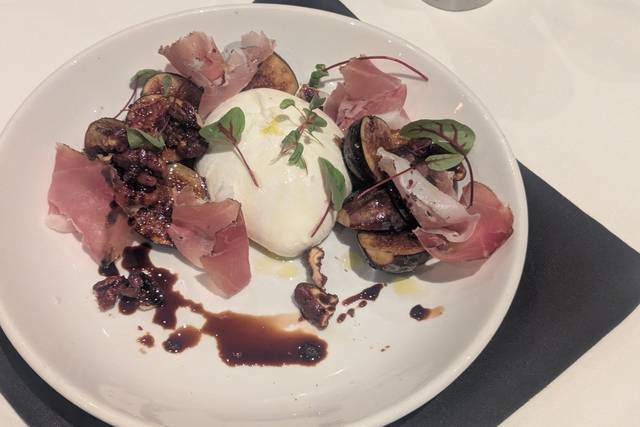 Burrata and Figs.jpg