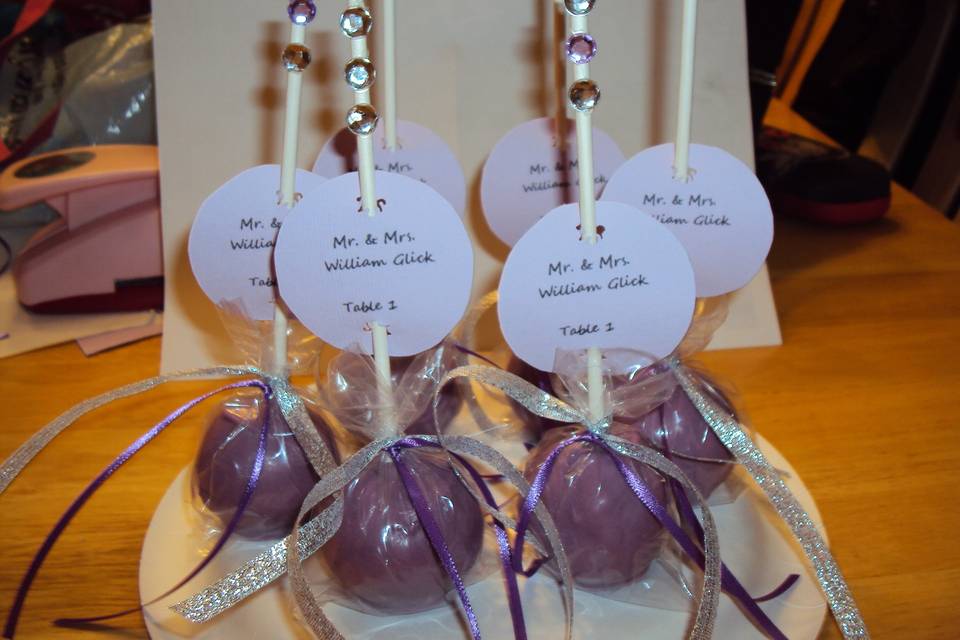 Place Card Cake Pops