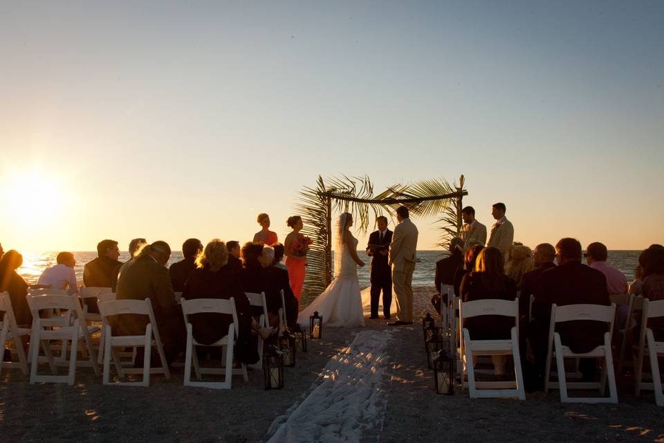 Fort Myers beach wedding ceremony